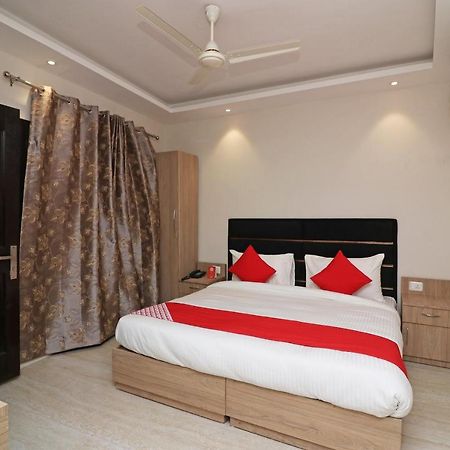 Hotel Delight Mumbai  Buitenkant foto