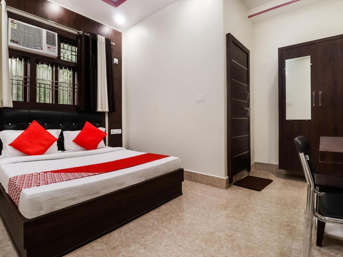 Hotel Delight Mumbai  Buitenkant foto